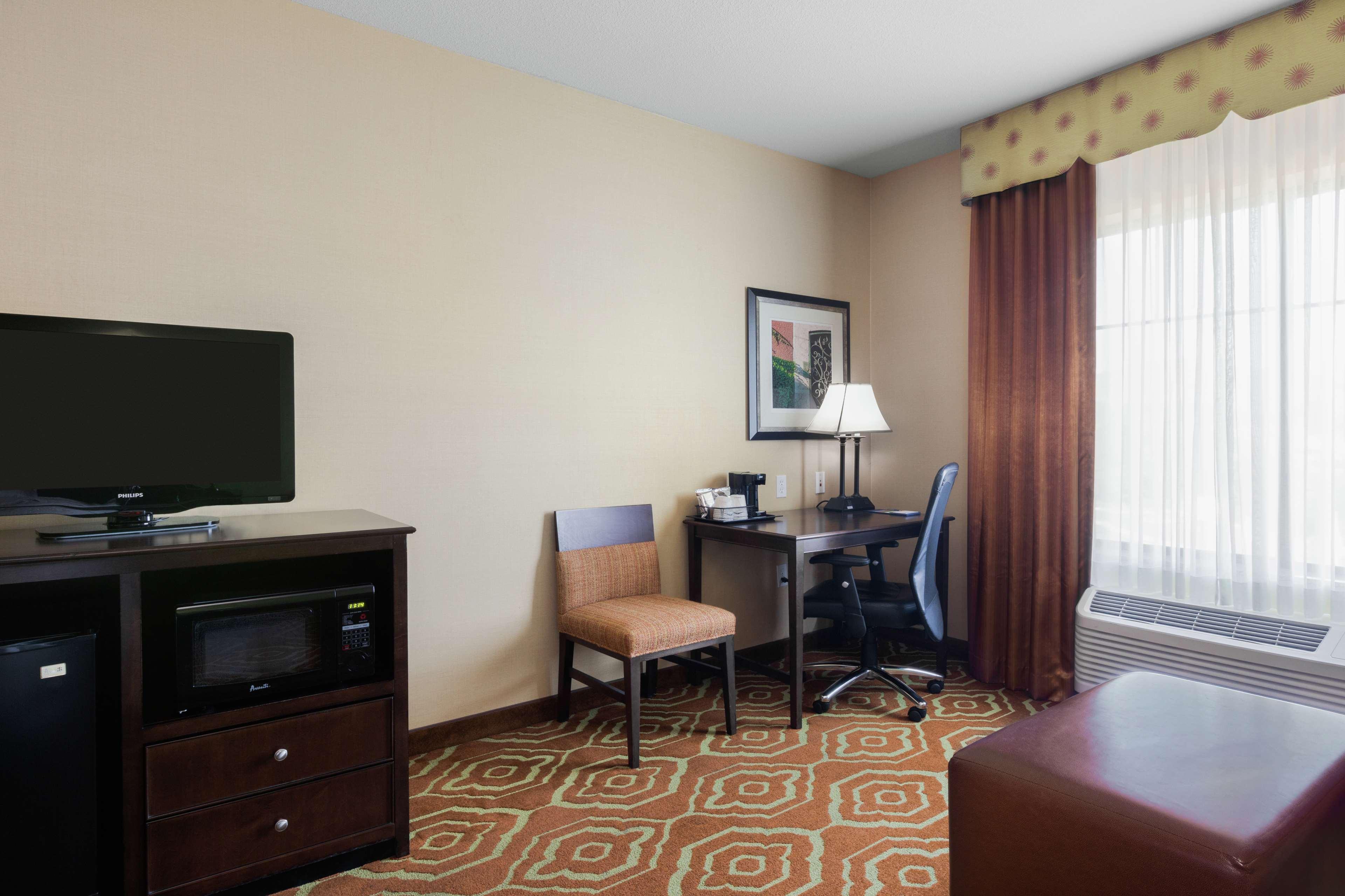 Hampton Inn & Suites San Luis Obispo Exterior photo